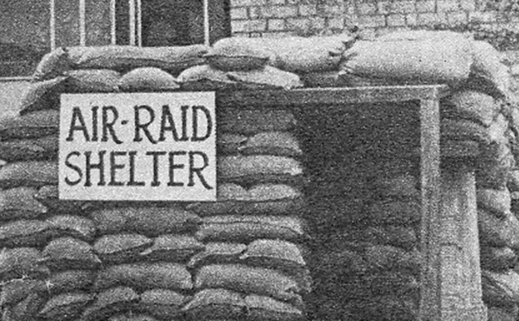 Air raid shelter at London Zoo